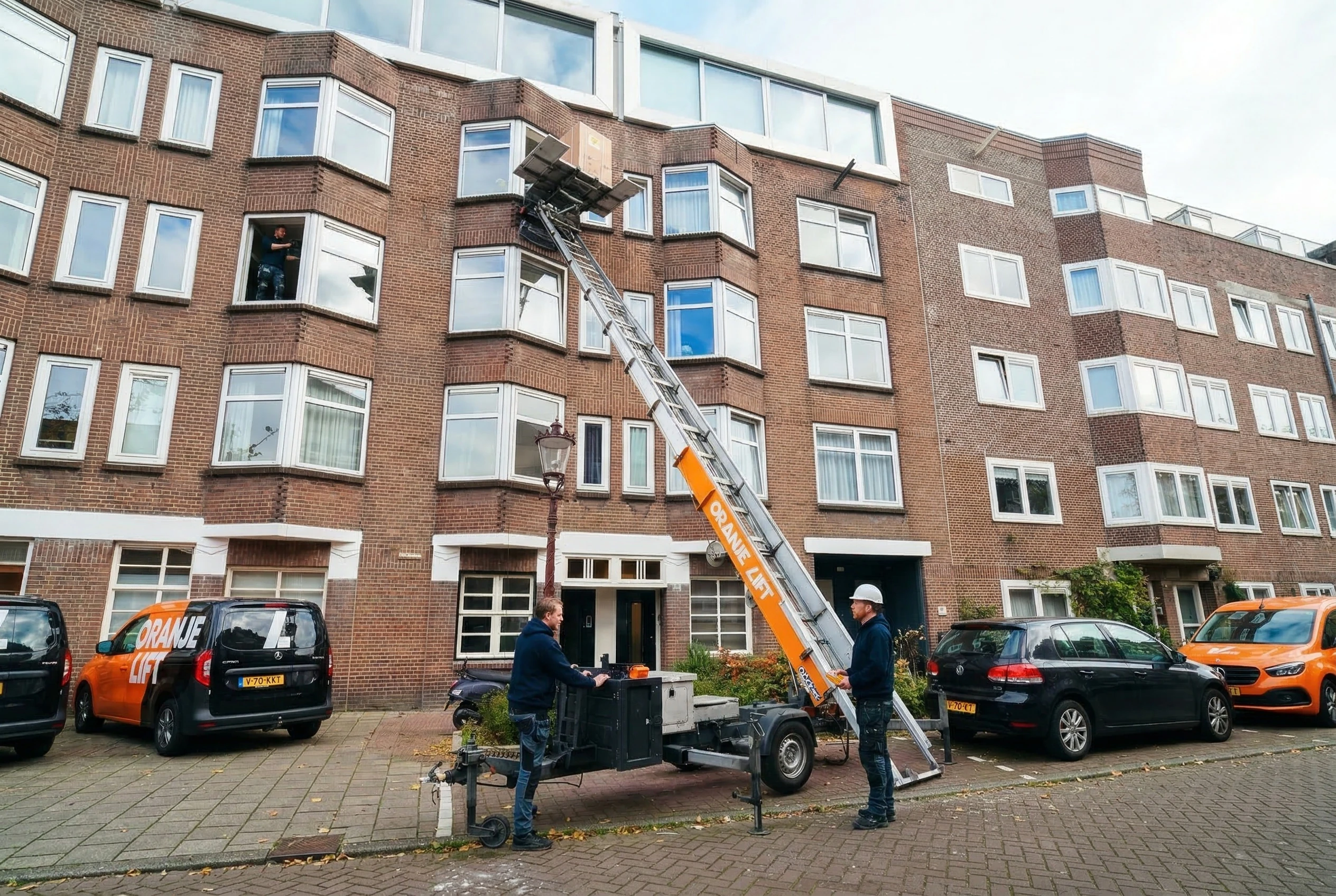Verhuislift in actie in Heerhugowaard
